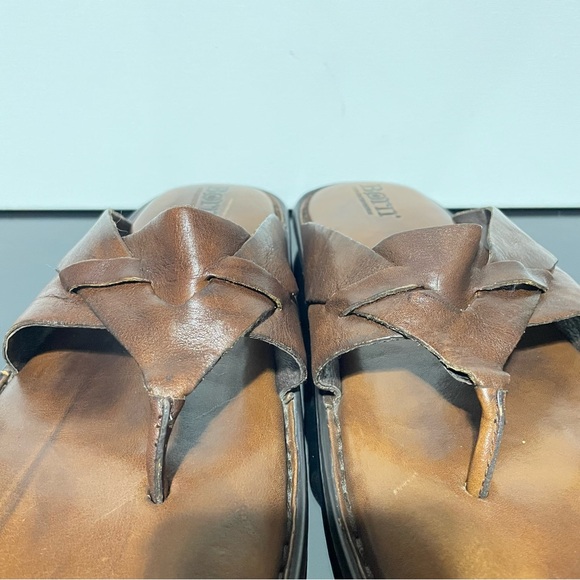 Born Men's 11 Dark Brown Leather Flip-Flops Sandals Crisscross Strap Handcrafted - Picture 6 of 10